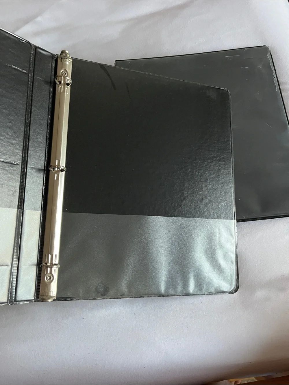 Yoobi Black 1-Inch 3-Ring Binder Set of 2 Clear Cover & Interior Pocket